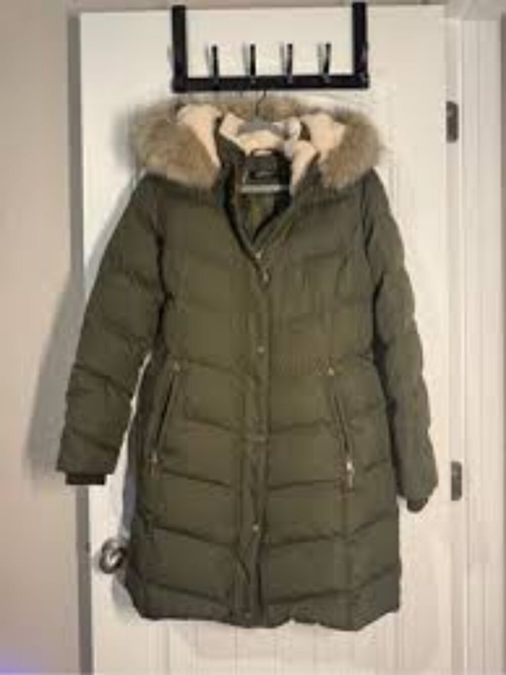 46 - NWT LAUREN RALPH LAUREN FAUX FUR HOODED PUFFER JACKET - Picture 4 of 9